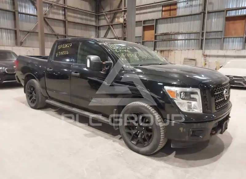 2018 Nissan TITAN фото