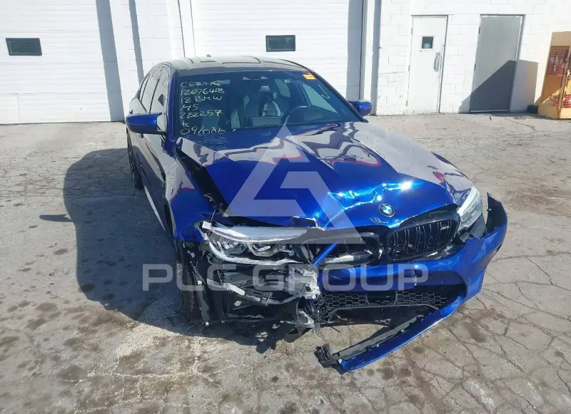 2018 BMW M5 фото