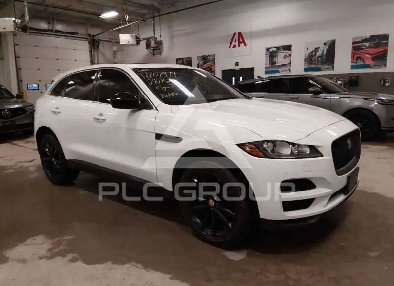 2018 Jaguar F-PACE фото