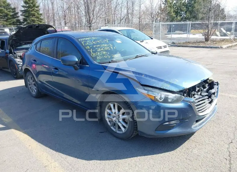 2018 Mazda 3 фото