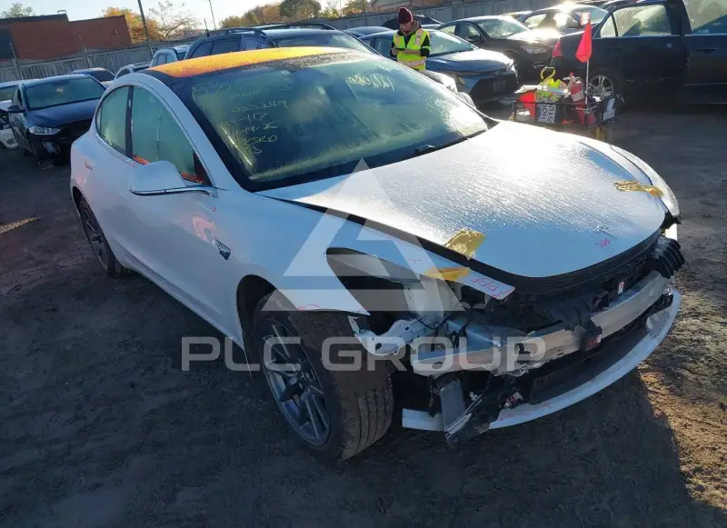 2018 Tesla Model 3 photo