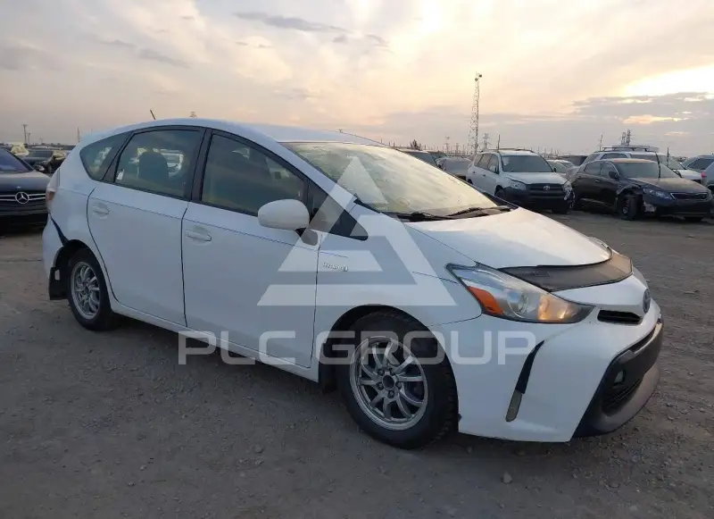 2018 Toyota PRIUS photo
