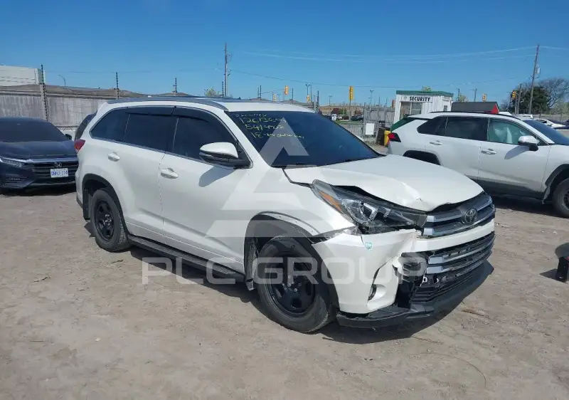 2018 Toyota Highlander фото
