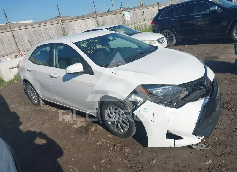 2018 Toyota COROLLA фото