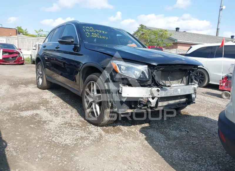 2018 Mercedes Benz Glc 300 фото