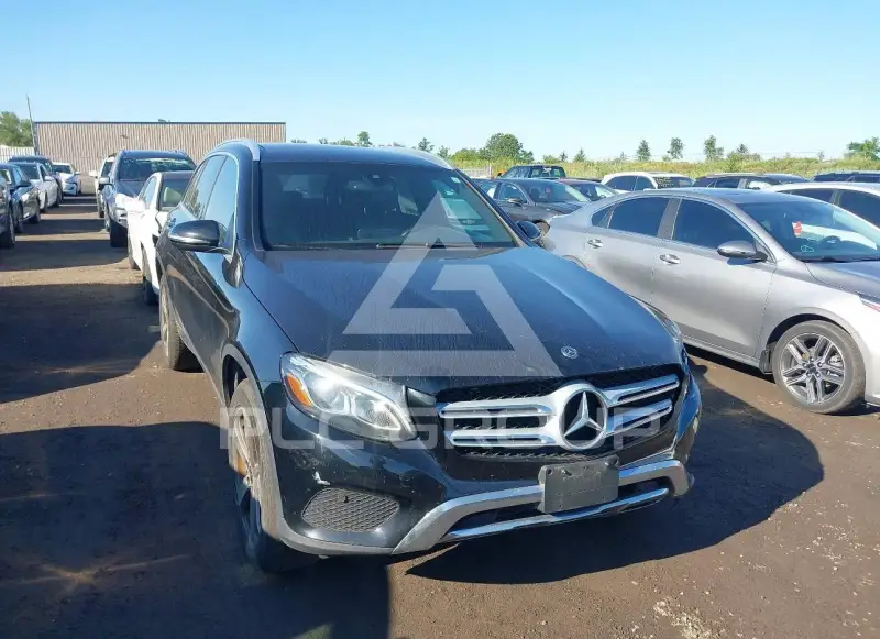 2018 Mercedes Benz Glc 300 фото
