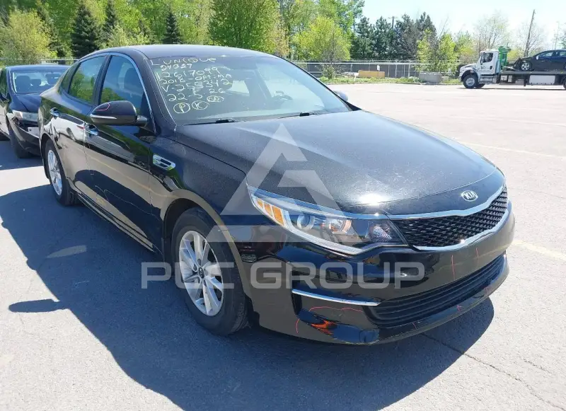 2018 KIA Optima photo