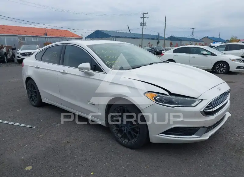2018 Ford FUSION photo