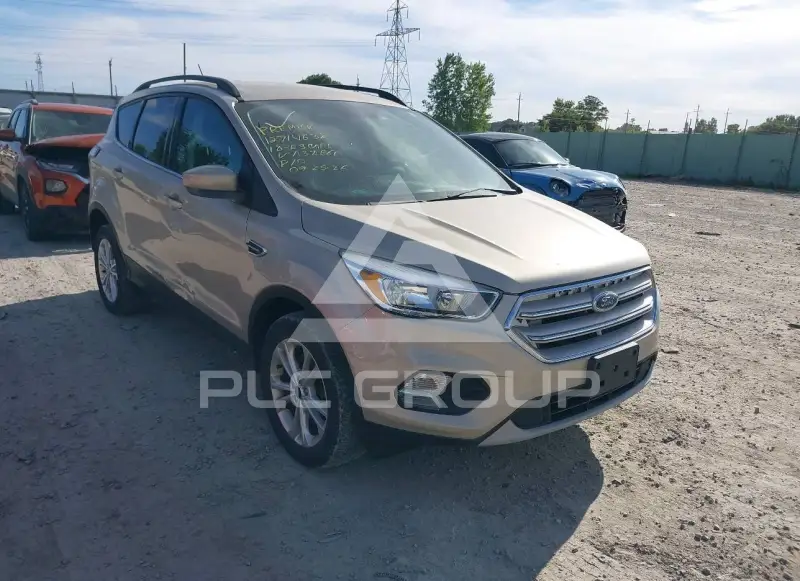 2018 Ford ESCAPE photo