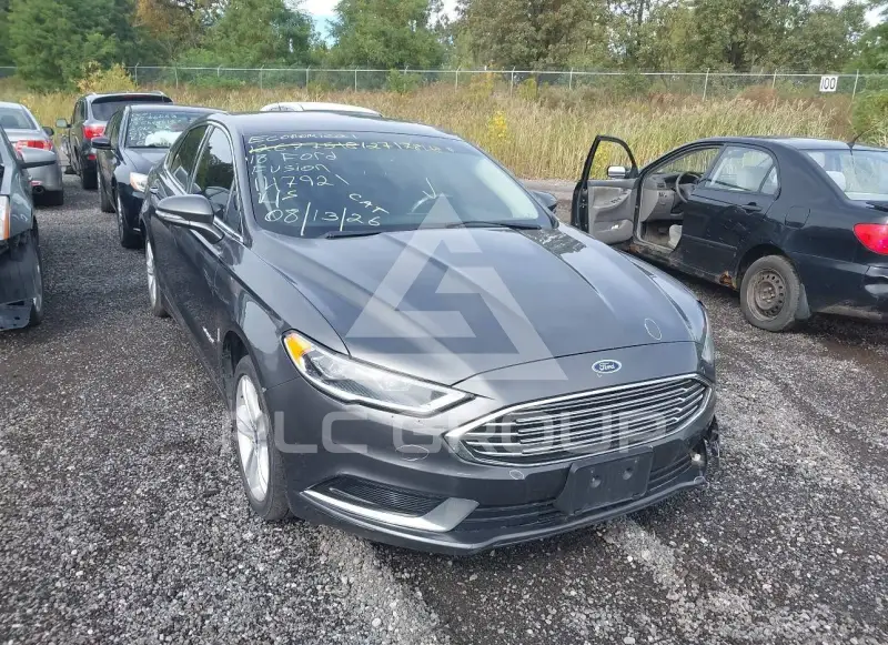 2018 Ford FUSION фото