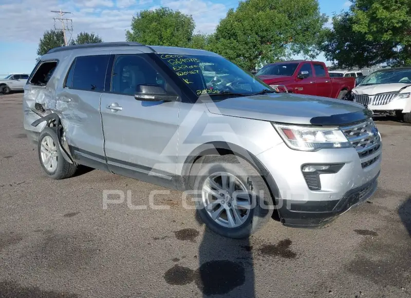 2018 Ford EXPLORER photo