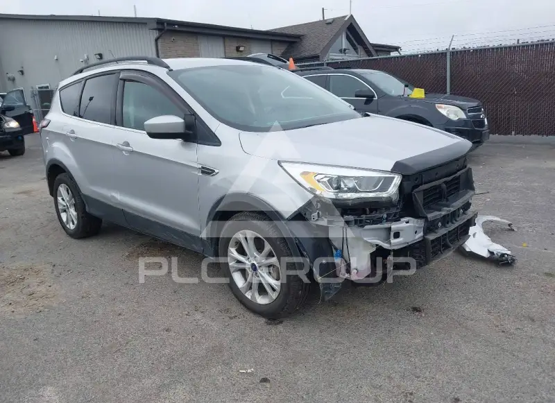 2018 Ford ESCAPE photo