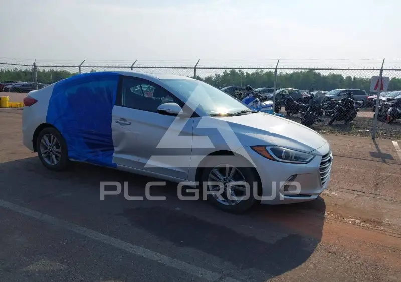 2018 Hyundai Elantra photo