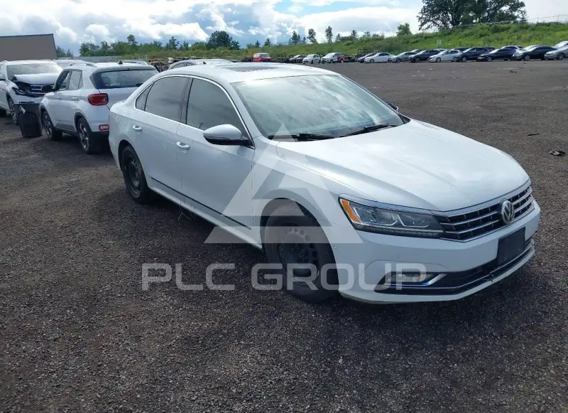 2018 Volkswagen PASSAT фото
