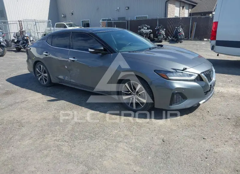 2019 Nissan MAXIMA photo