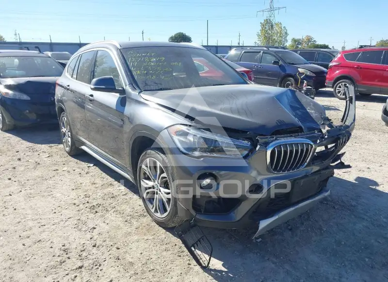 2019 BMW X1 photo