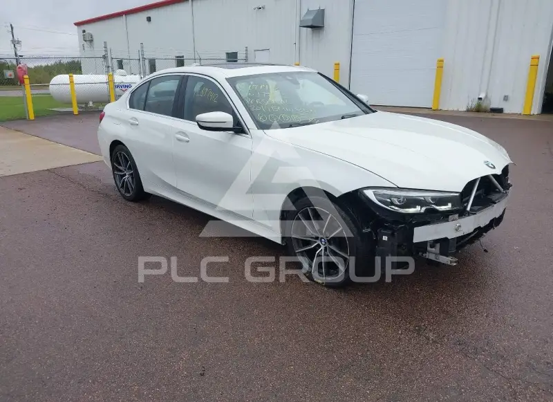 2019 BMW 330 фото