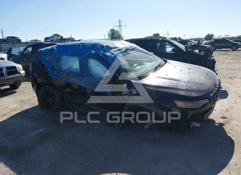 2019 Jeep CHEROKEE photo