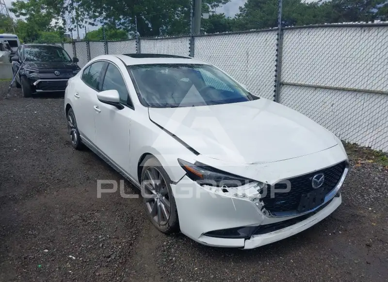 2019 Mazda 3 фото