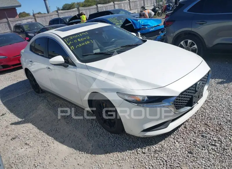 2019 Mazda 3 фото