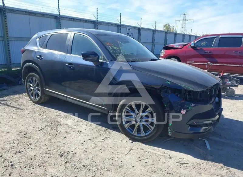 2019 Mazda CX-5 photo