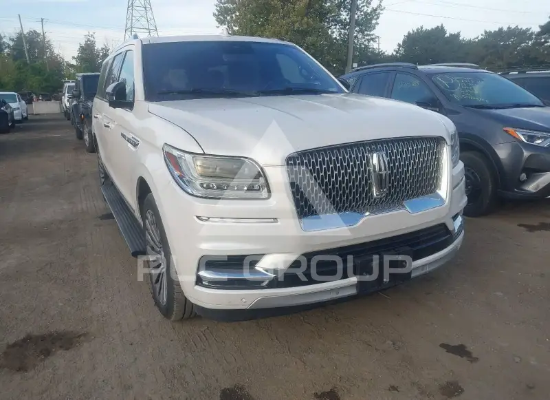 2019 Lincoln NAVIGATOR photo
