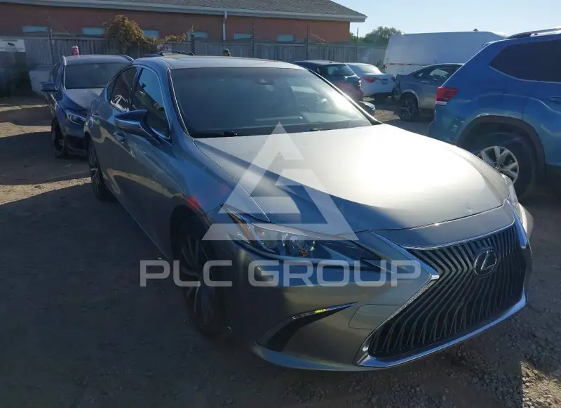 2019 Lexus ES350 фото