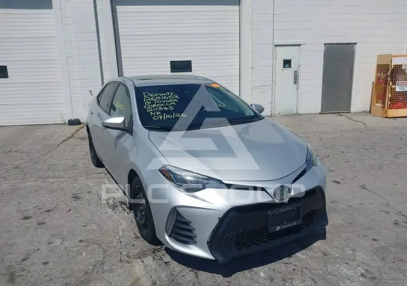 2019 Toyota COROLLA фото