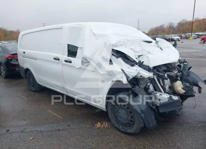 2019 Mercedes Benz METRIS photo