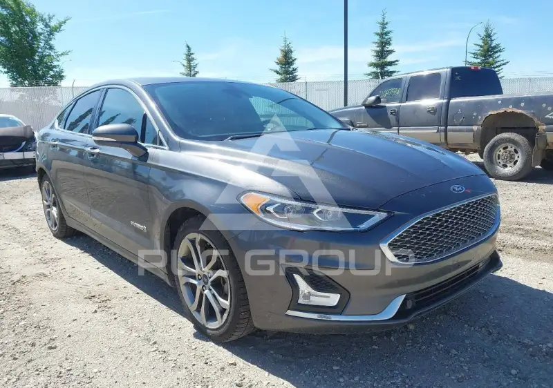 2019 Ford FUSION фото
