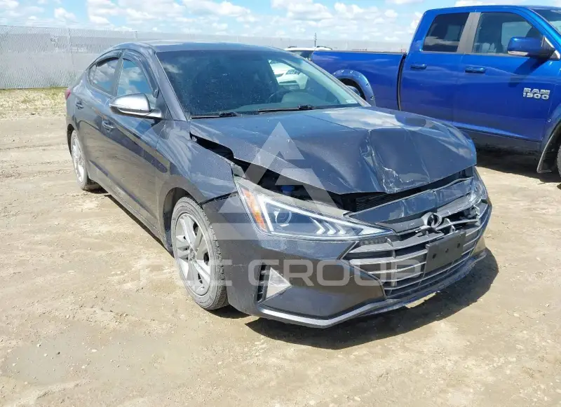2019 Hyundai Elantra photo