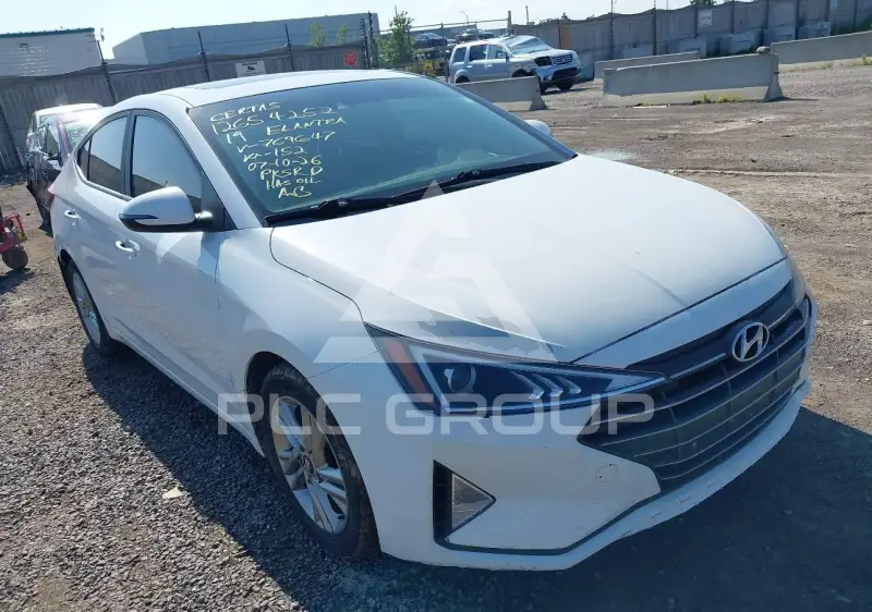 2019 Hyundai Elantra фото