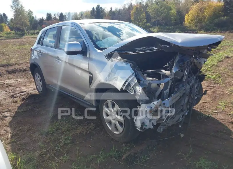 2020 Mitsubishi RVR фото
