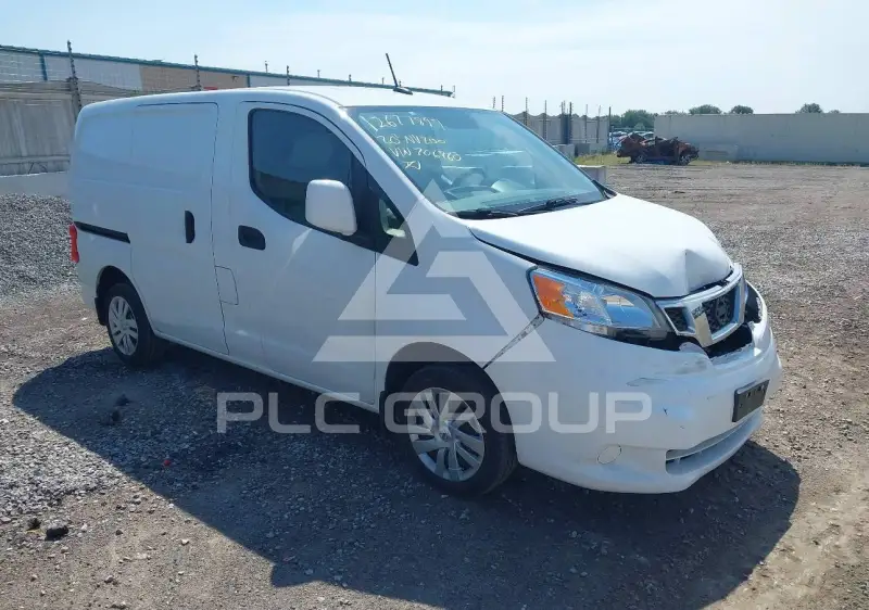 2020 Nissan NV 200 фото