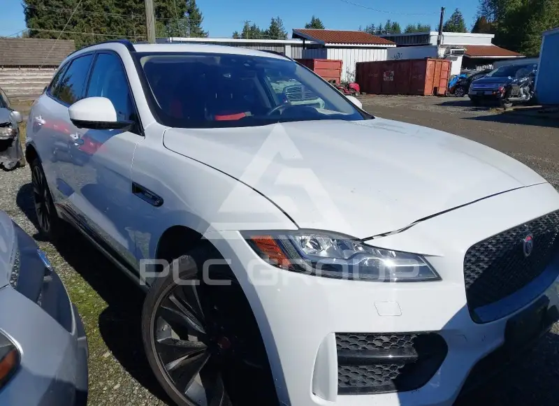 2020 Jaguar F-PACE photo