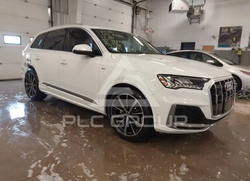 2020 Audi Q7 photo