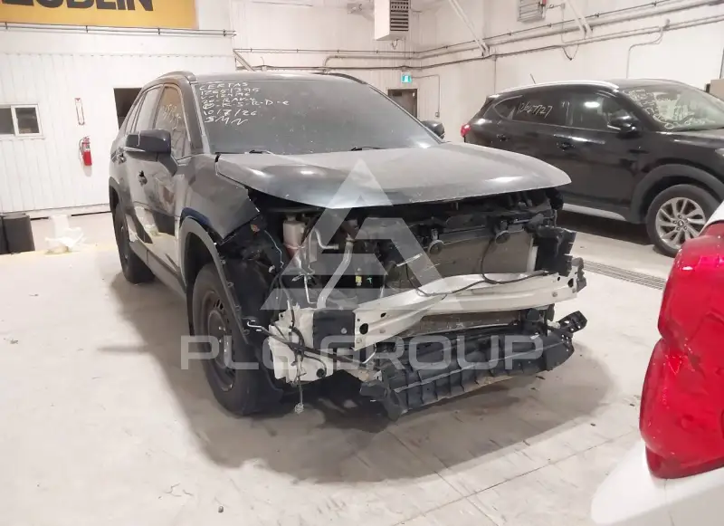 2020 Toyota RAV4 фото