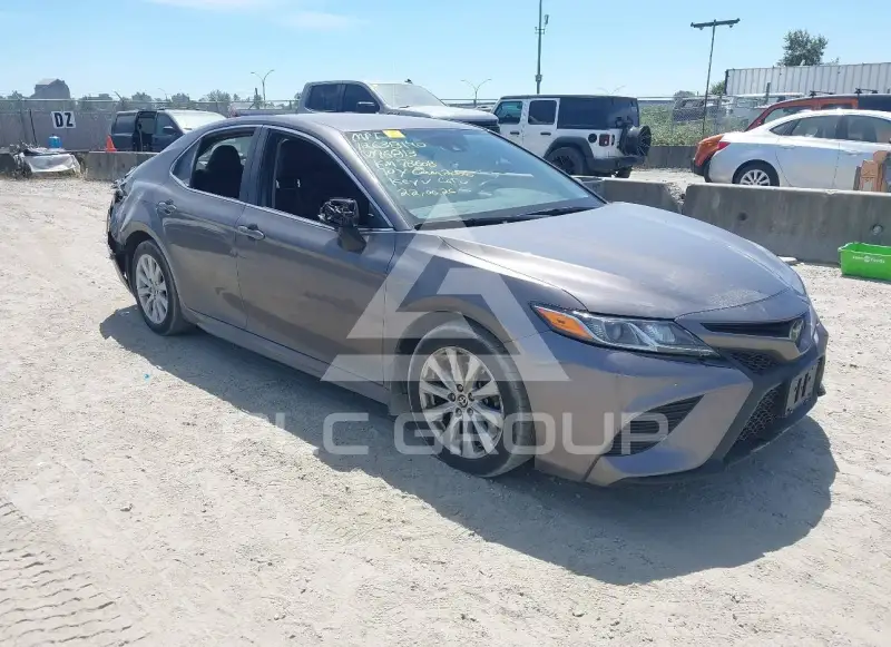 2020 Toyota CAMRY photo