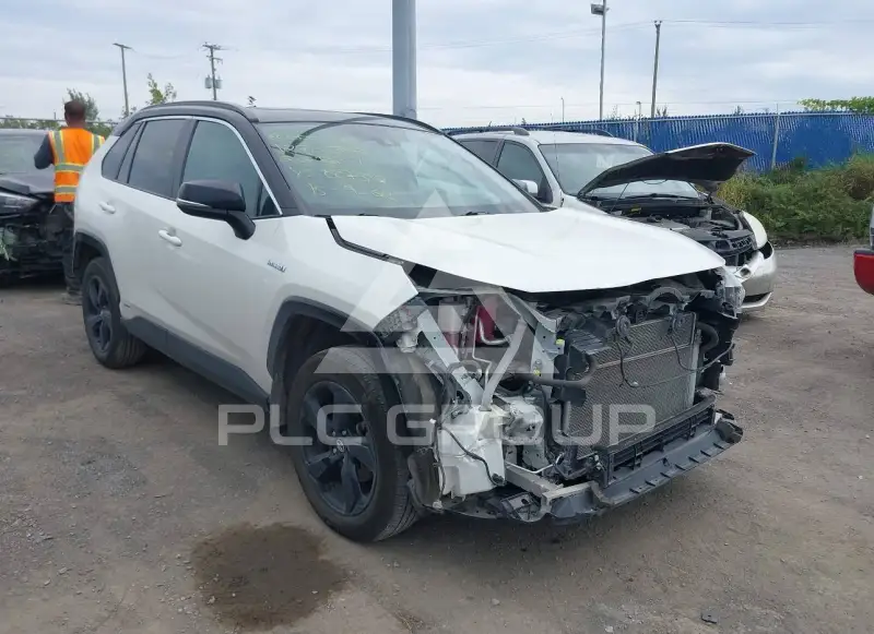 2020 Toyota RAV4 photo
