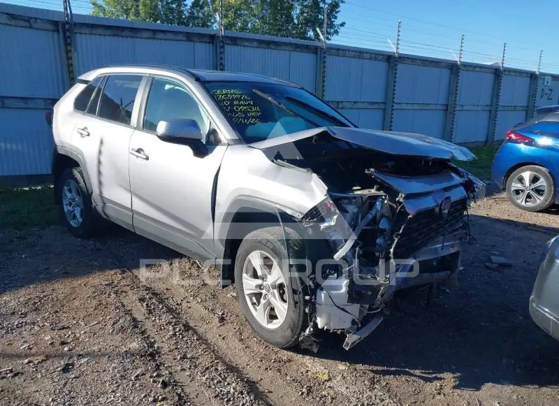 2020 Toyota RAV4 photo