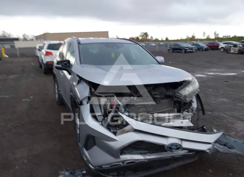 2020 Toyota RAV4 photo