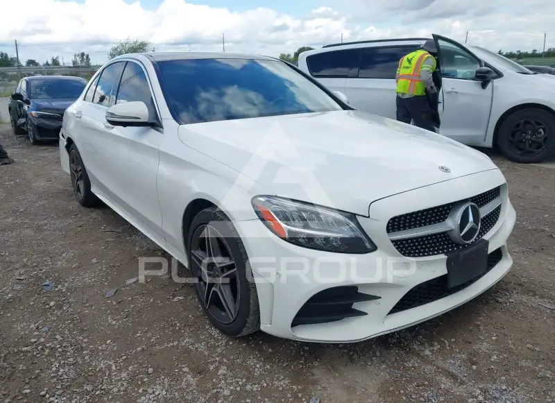 2020 Mercedes Benz C 300 фото