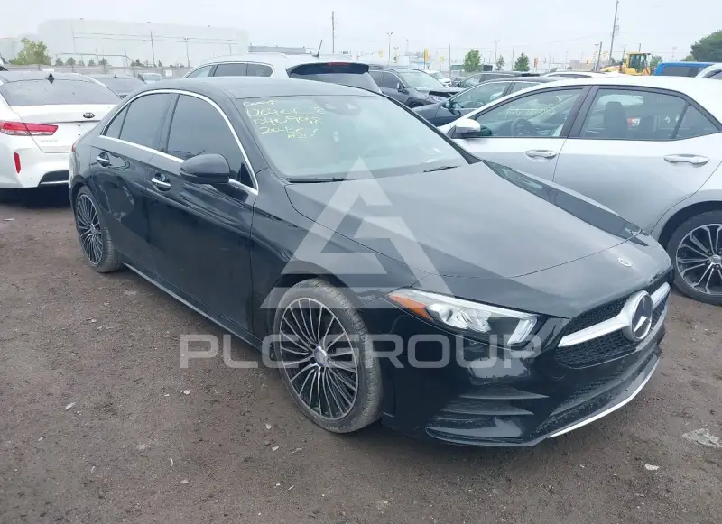 2020 Mercedes Benz A 220 photo