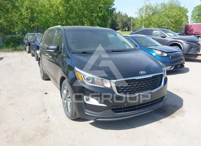 2020 KIA Sedona фото
