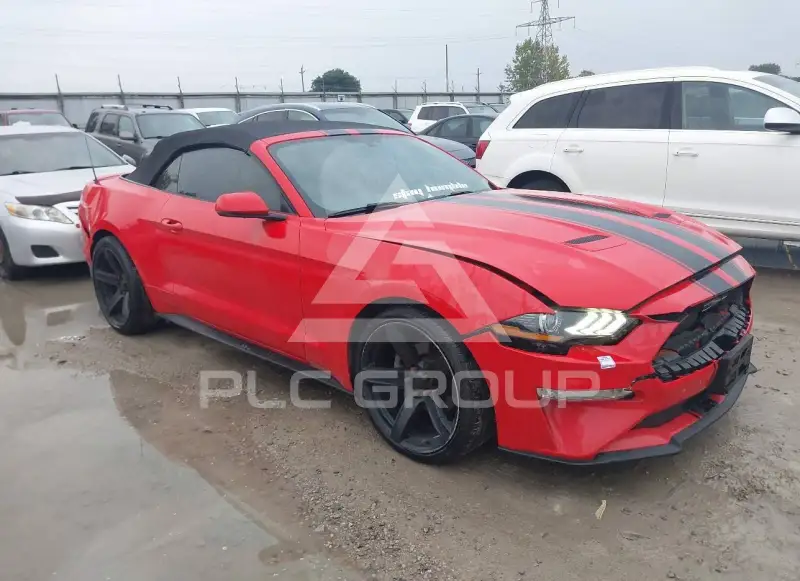 2020 Ford MUSTANG photo