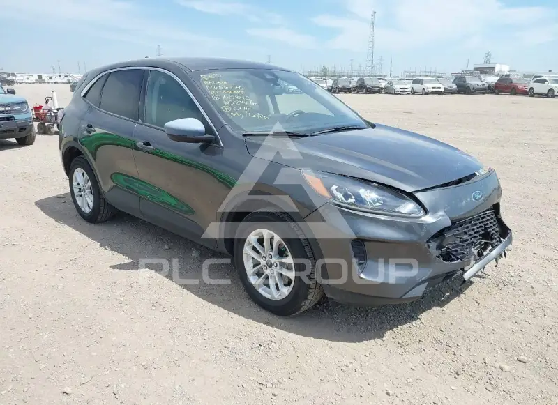 2020 Ford ESCAPE photo