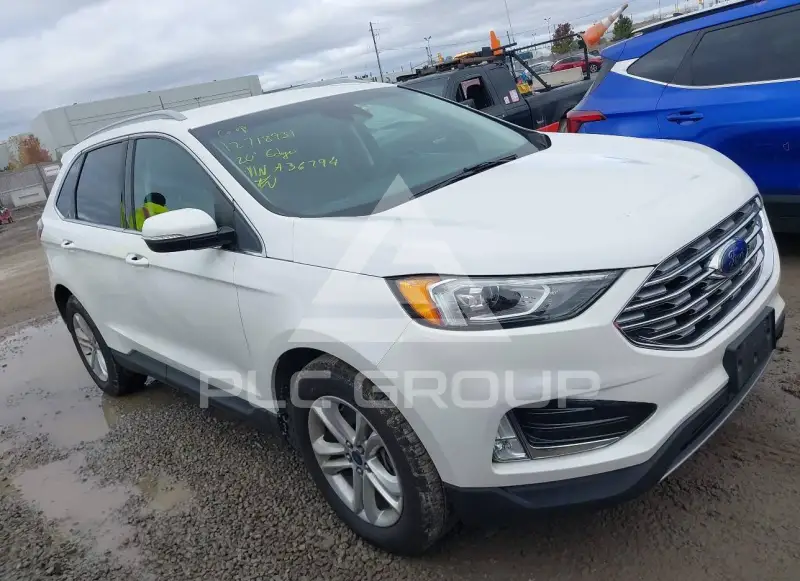 2020 Ford EDGE photo