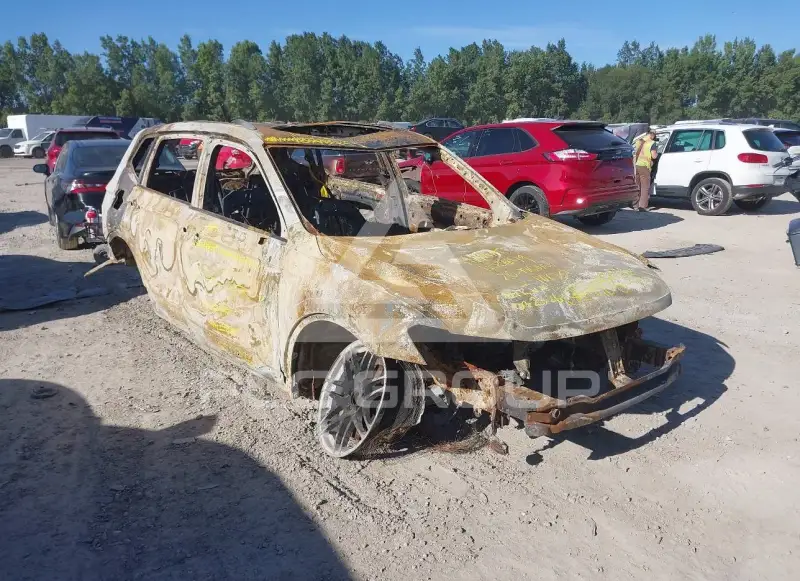2020 Volkswagen Tiguan photo