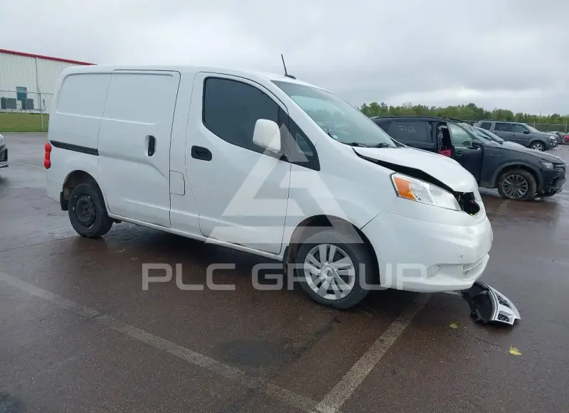 2021 Nissan NV 200 фото