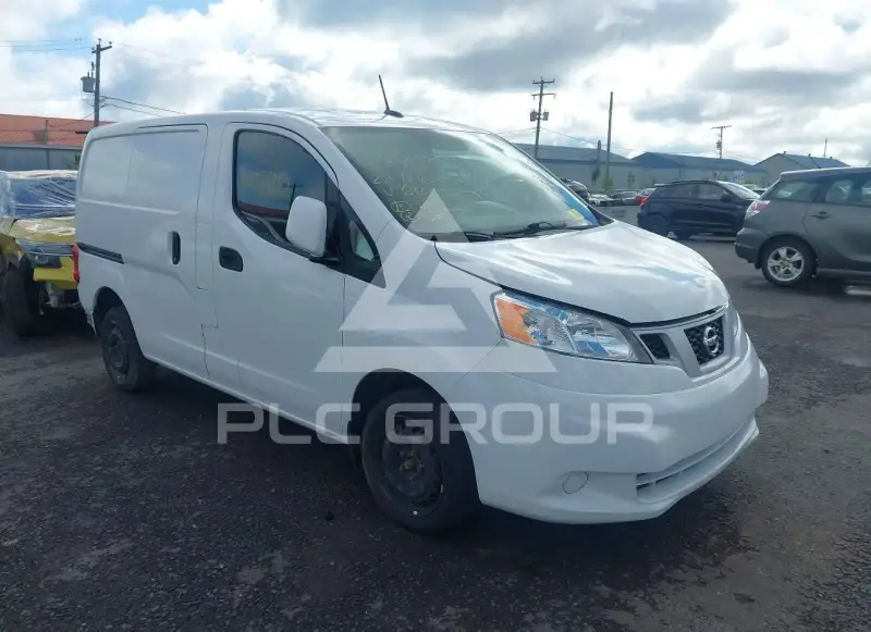 2021 Nissan NV 200 фото